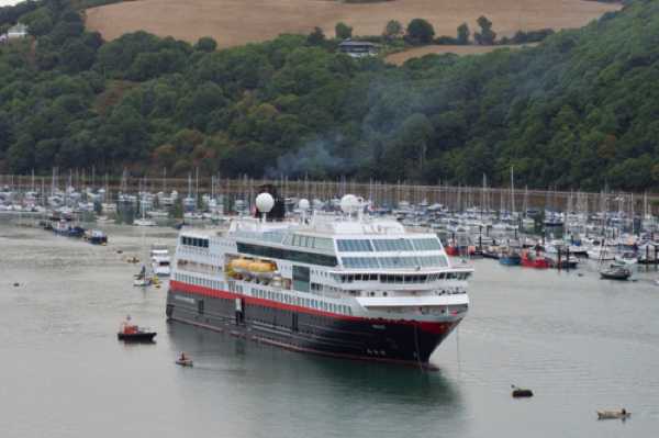 19 August 2022 - 07:06:27

----------------------
Cruise ship Maud returns to Dartmouth